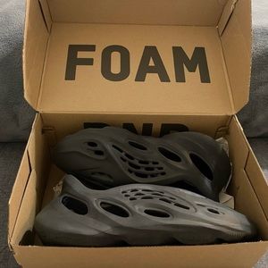 Yeezy Foam Runner ‘Onyx’